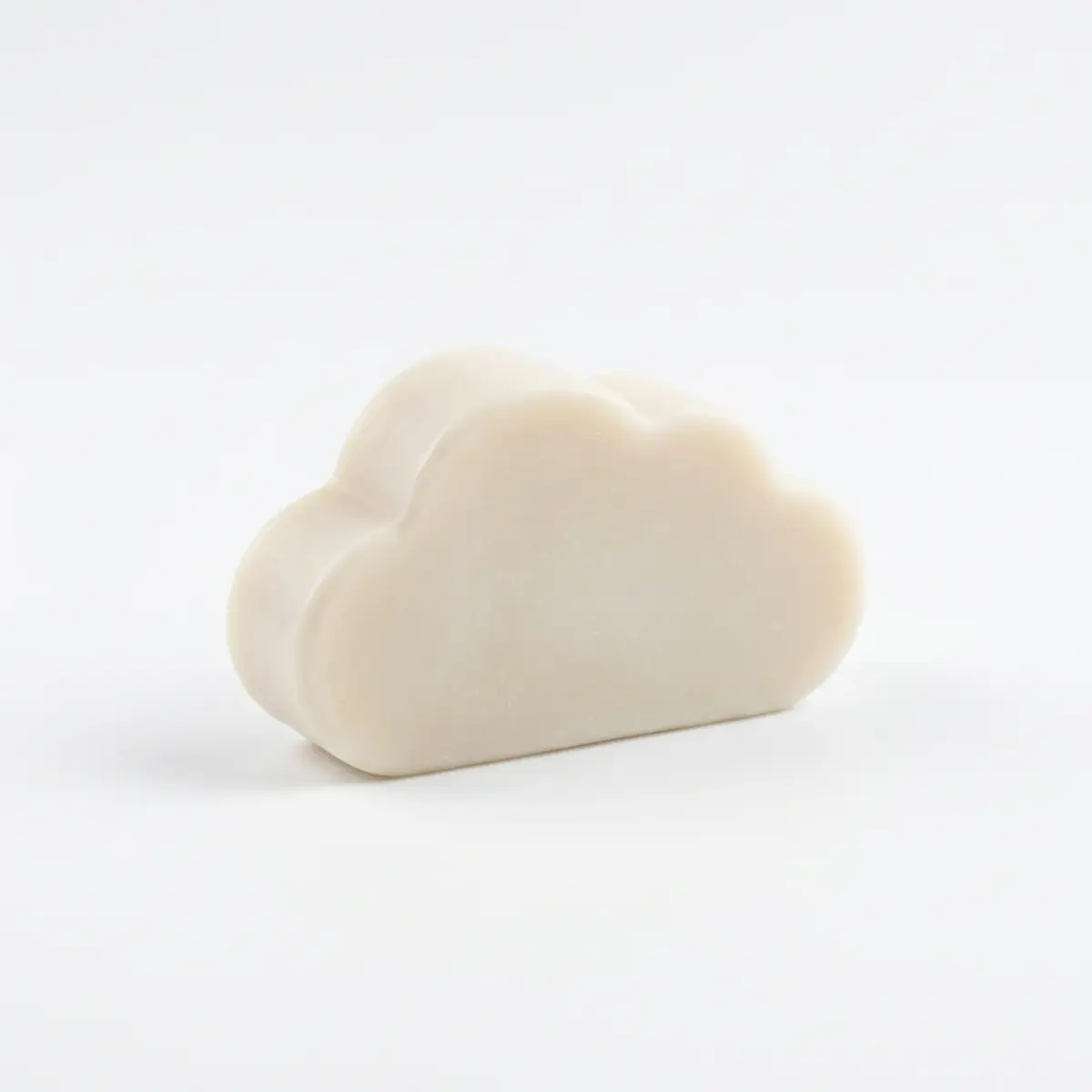 Cloud-Shaped Natural Herbal Whitening Soap
